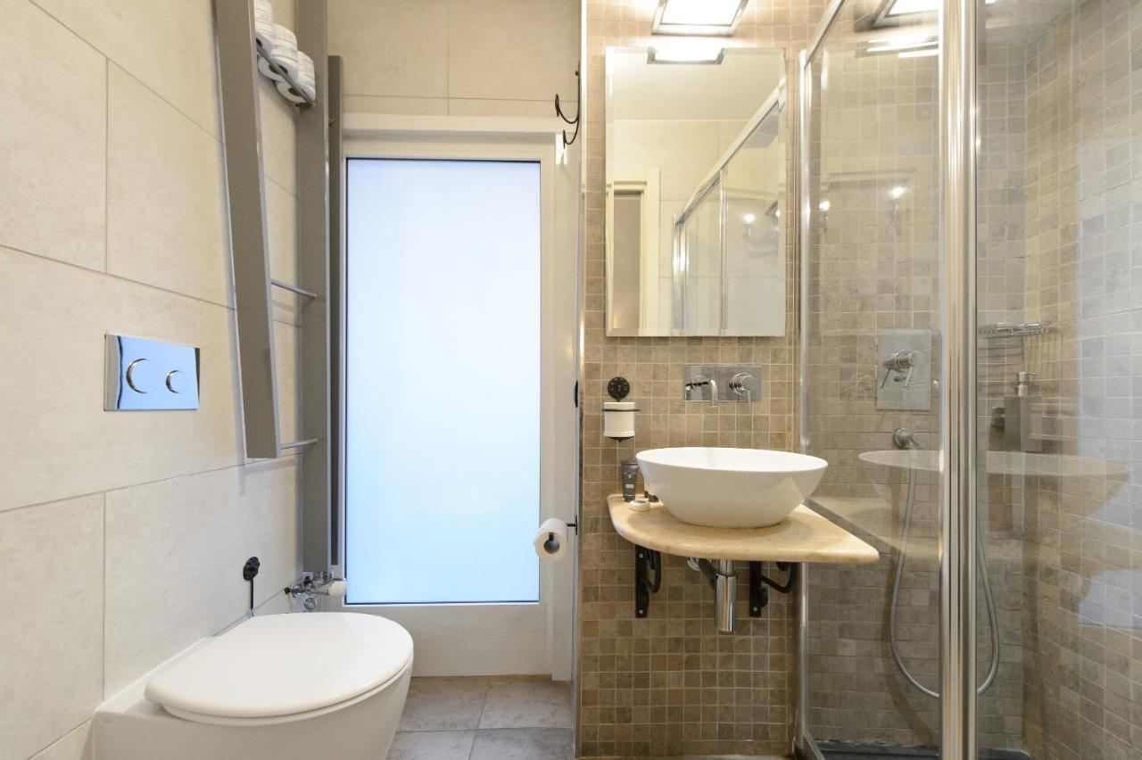 Affittacamere Luxury Ripetta 2 2*